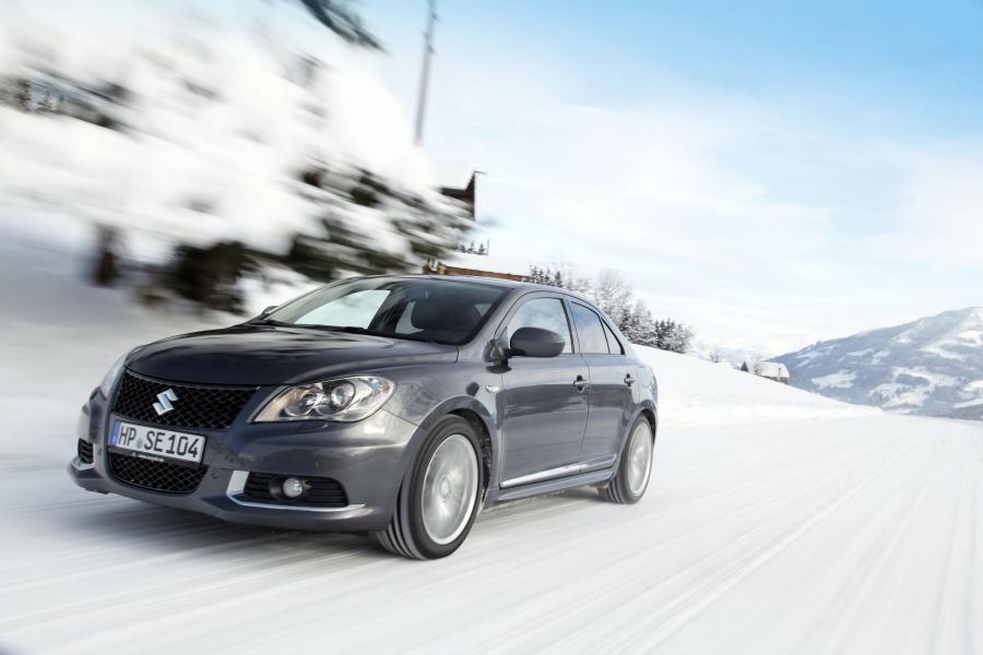  Suzuki Kizashi Sport 4x4 2011 года  (фото 22 из 22)